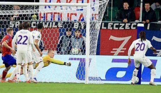 从意甲垫底到欧战8强 佛罗伦萨完成救赎之路