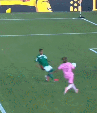 U12世界杯首日：小球员上演欧冠决赛级对决