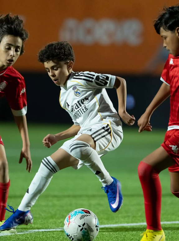 U12世界杯首日：小球员上演欧冠决赛级对决