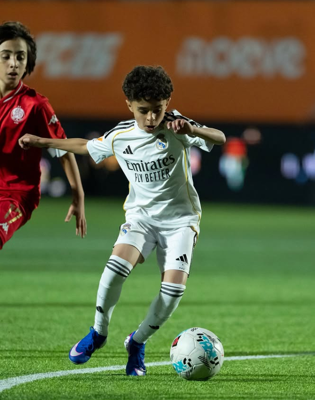 U12世界杯首日：小球员上演欧冠决赛级对决